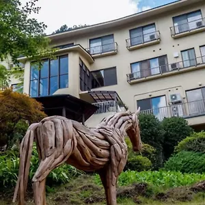 harriway-hotel-hakone.hotelshakone.com/